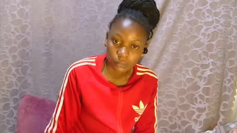 slim_girl01 online show from 09-14-25, 12:21