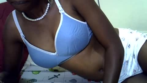 slim_kiteey online show from 06-15-26, 08:55