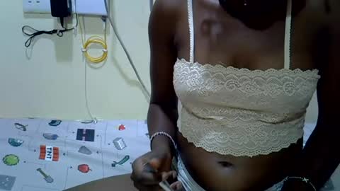 slim_kiteey online show from 07-15-26, 07:57