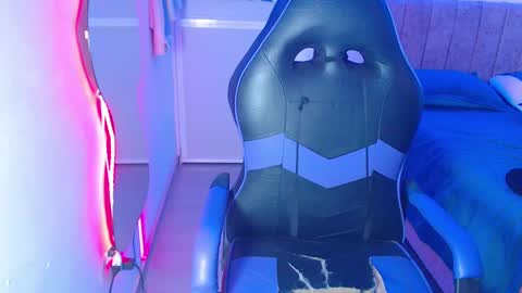 Snapshot of slim_master12 chatting on 02-27-25, 09:54 slim_master12 online show from 02-27-25, 09:54