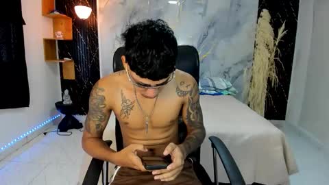 slim_master12 online show from 04-19-26, 02:16