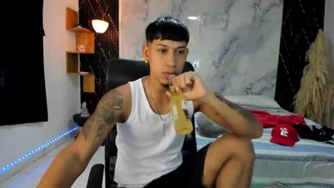 slim_master12 online show from 04-26-26, 05:21