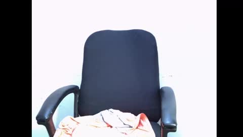 Snapshot of slim_pearl chatting on 09-22-25, 09:50 Teddy online show from 09-22-25, 09:50