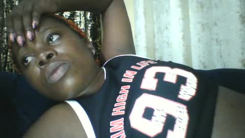Snapshot of slim_petite_ebony chatting on 06-14-26, 10:34 slim_petite_ebony online show from 06-14-26, 10:34