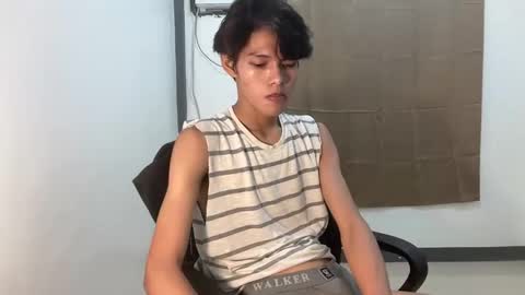 Snapshot of slim_sensation chatting on 10-14-25, 03:24 slim_sensation online show from 10-14-25, 03:24