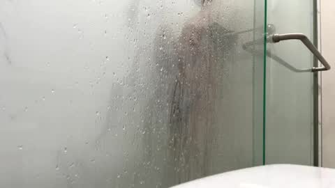 Snapshot of slimbuttniceguy chatting on 01-15-25, 06:08 slimbuttniceguy online show from 01-15-25, 06:08