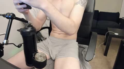 Snapshot of slimguerrilla chatting on 01-09-25, 03:26 Slimguerrilla online show from 01-09-25, 03:26