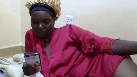 Snapshot of slimmygal chatting on 02-03-25, 10:47 slimmygal online show from 02-03-25, 10:47