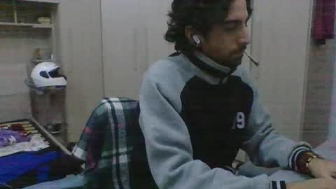 Snapshot of slimteaser089 chatting on 11-28-25, 08:11 SlimTeaser089 online show from 11-28-25, 08:11