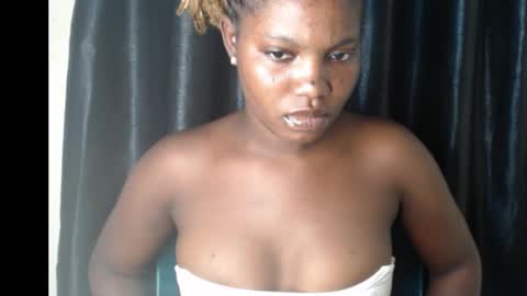 Snapshot of slimthick_tinah chatting on 03-11-26, 11:33 TINA online show from 03-11-26, 11:33