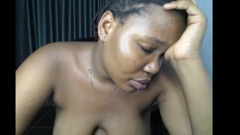 Snapshot of slimy_cunt chatting on 12-02-24, 01:25 Jemila online show from 12-02-24, 01:25