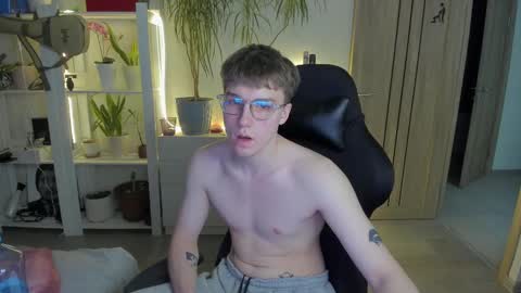 Mila online show from 02-13-25, 12:35