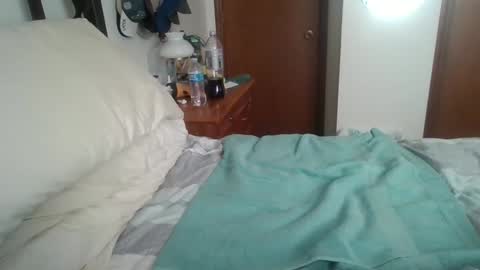 slippery_duck online show from 01-23-25, 06:35