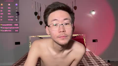 Snapshot of slola_li chatting on 02-25-26, 02:10 Lola and Li - online show from 02-25-26, 02:10