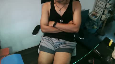 Snapshot of slothfully chatting on 01-12-25, 10:43 slothfully online show from 01-12-25, 10:43