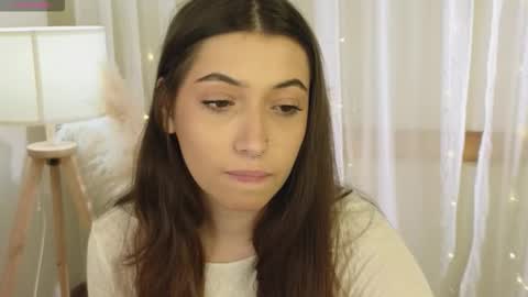 Emilia online show from 12-20-25, 12:23