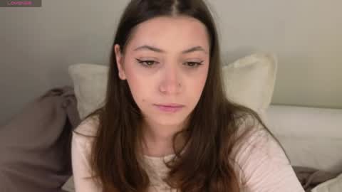 Emilia online show from 06-02-26, 12:40