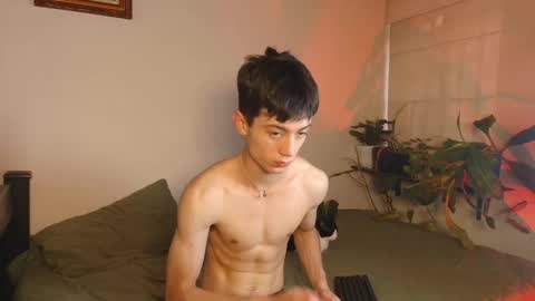 Snapshot of slowburnmystic chatting on 03-06-26, 10:39 slowburnmystic online show from 03-06-26, 10:39