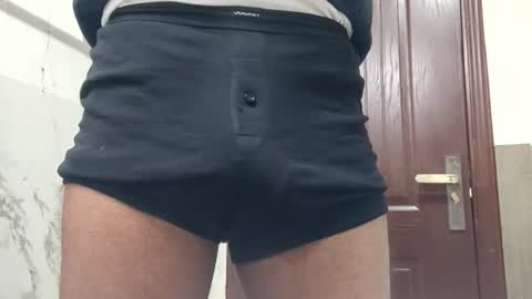 Snapshot of slowmooo_42069 chatting on 01-05-26, 10:46 slowmooo_42069 online show from 01-05-26, 10:46