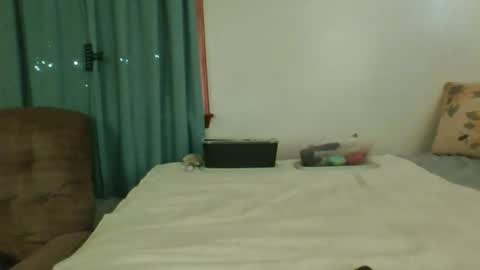 Jade and Thomas online show from 04-27-26, 12:47