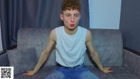 Snapshot of sluttsavage chatting on 06-19-26, 09:29 sluttsavage online show from 06-19-26, 09:29
