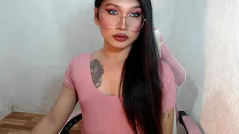  Lovie  online show from 01-25-25, 08:53