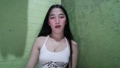 Snapshot of slutty_gretha chatting on 02-03-25, 12:15 Gretha online show from 02-03-25, 12:15