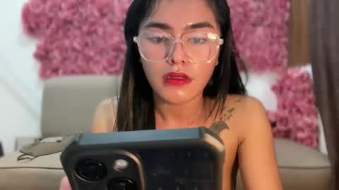 Snapshot of slutty_lavinia chatting on 10-04-25, 05:49 Slutty Lavinia online show from 10-04-25, 05:49