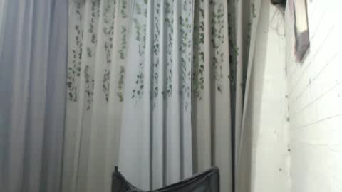 Snapshot of sluttychie chatting on 02-10-25, 12:52 CHIE CHIE online show from 02-10-25, 12:52