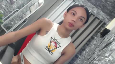 Snapshot of sluttychie chatting on 03-08-25, 12:22 CHIE CHIE online show from 03-08-25, 12:22