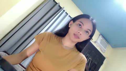 CHIE CHIE online show from 02-26-26, 06:12