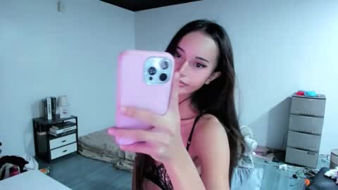 Snapshot of sluttykaye chatting on 10-20-25, 01:39 Fansly SluttyKaye -DONT FORGET TO FOLLOW AND THUMBS UP online show from 10-20-25, 01:39