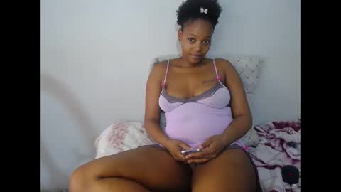 sluttykayy_ online show from 10-24-25, 11:28