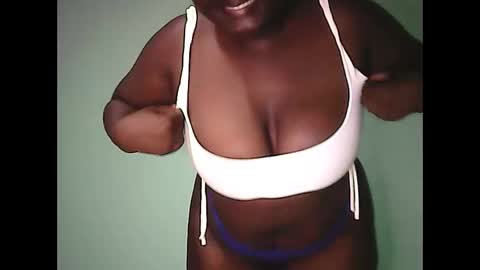 Snapshot of slutyebony186677 chatting on 11-12-25, 08:19 slutyebony186677 online show from 11-12-25, 08:19