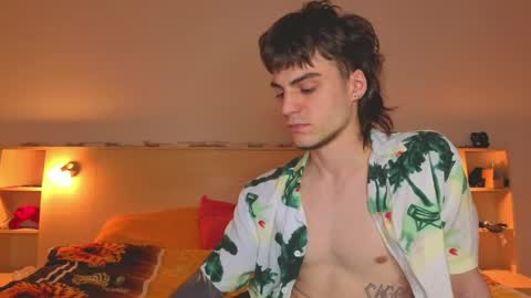 Gus online show from 05-29-26, 04:27