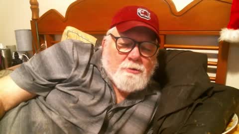 Snapshot of slydevil_sc chatting on 12-04-24, 10:02 Sly online show from 12-04-24, 10:02