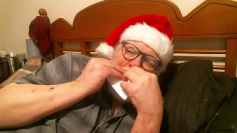 Snapshot of slydevil_sc chatting on 12-06-24, 12:12 Sly online show from 12-06-24, 12:12