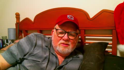 Snapshot of slydevil_sc chatting on 12-08-24, 11:46 Sly online show from 12-08-24, 11:46