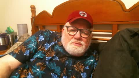 Snapshot of slydevil_sc chatting on 02-14-25, 09:10 Sly online show from 02-14-25, 09:10