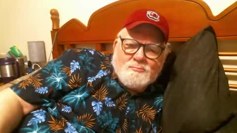 Snapshot of slydevil_sc chatting on 02-19-25, 11:25 Sly online show from 02-19-25, 11:25