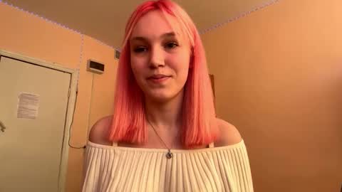 Snapshot of slyviaendo chatting on 03-28-26, 12:05 Viola online show from 03-28-26, 12:05