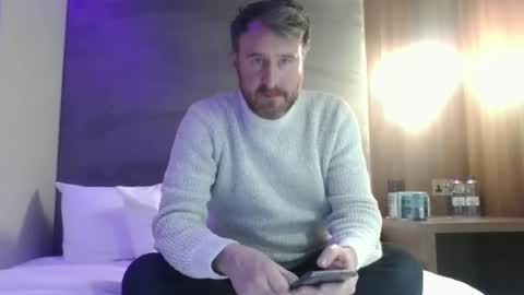 Snapshot of smackbat chatting on 02-09-25, 09:28 Justaman online show from 02-09-25, 09:28