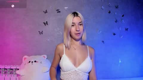 Melani online show from 09-28-25, 08:03