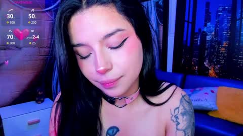 Snapshot of small__naughty chatting on 12-05-24, 05:17 Mariana Torres online show from 12-05-24, 05:17
