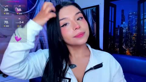 Snapshot of small__naughty chatting on 12-30-24, 02:08 Mariana Torres online show from 12-30-24, 02:08