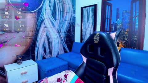 Snapshot of small__naughty chatting on 02-08-25, 05:18 Mariana Torres online show from 02-08-25, 05:18