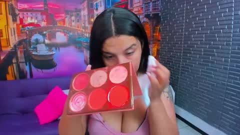 Snapshot of small__naughty chatting on 02-18-26, 01:51 Mariana Torres online show from 02-18-26, 01:51