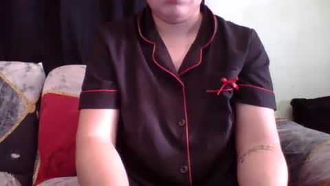 Snapshot of small_boobs59 chatting on 03-03-25, 01:10 Lovewella online show from 03-03-25, 01:10