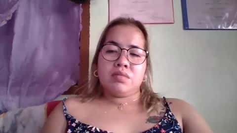 Snapshot of small_boobs59 chatting on 09-21-25, 06:59 Lovewella online show from 09-21-25, 06:59