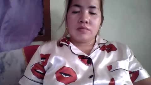 Snapshot of small_boobs59 chatting on 09-24-25, 04:16 Lovewella online show from 09-24-25, 04:16